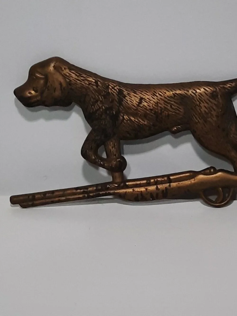 Vintage Hunting Dog Shotgun Wall Plaque Brass Tone Metal Made in Taiwan